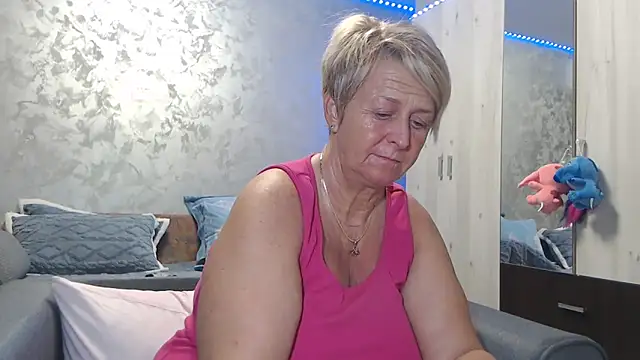 RosesandLillies online show from 12-04-25, 07:02