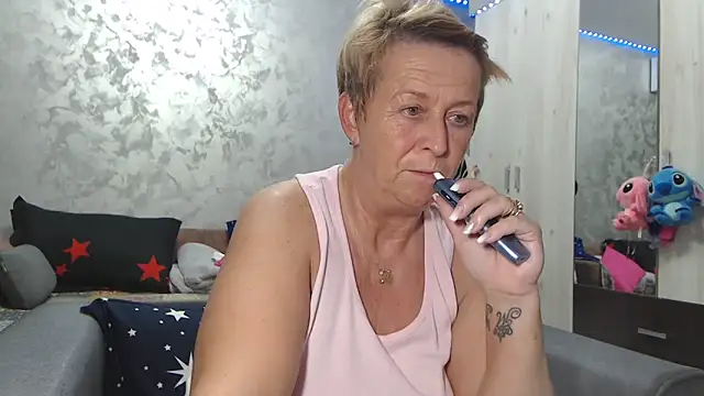 RosesandLillies online show from 04-03-26, 05:08