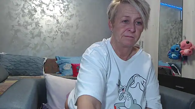 RosesandLillies online show from 02-28-26, 07:46