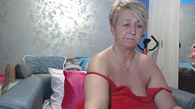 RosesandLillies online show from 03-04-26, 05:42