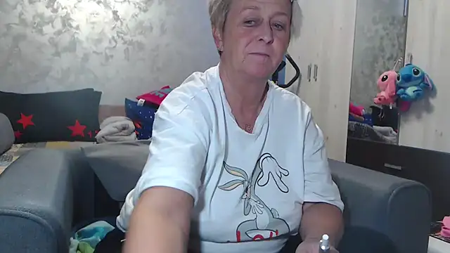 RosesandLillies online show from 03-18-26, 05:36