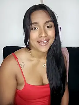 Snapshot of victoria_roussee chatting on 03-09-25, 05:11 victoria roussee online show from 03-09-25, 05:11