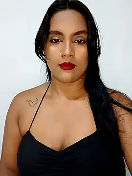 Snapshot of victoria_roussee chatting on 03-21-25, 05:54 victoria roussee online show from 03-21-25, 05:54