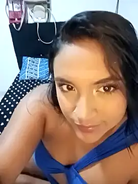 Snapshot of victoria_roussee chatting on 02-22-25, 10:52 victoria roussee online show from 02-22-25, 10:52