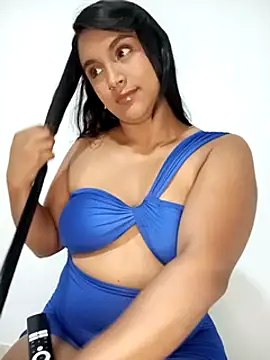 Snapshot of victoria_roussee chatting on 02-23-25, 05:56 victoria roussee online show from 02-23-25, 05:56