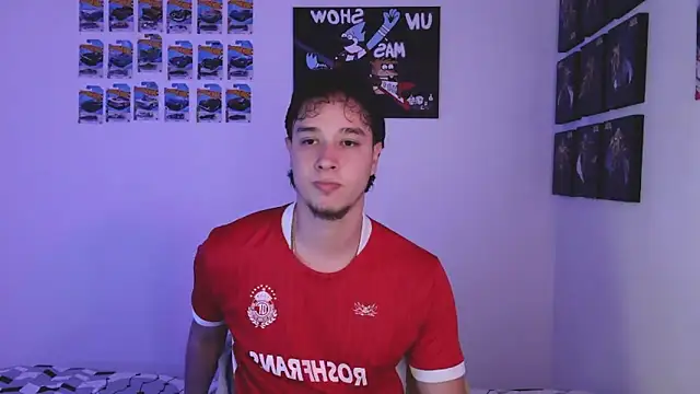 Snapshot of jack_walker190 chatting on 05-06-26, 05:00 jack walker190 online show from 05-06-26, 05:00