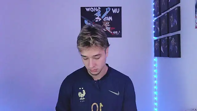 Snapshot of jack_walker190 chatting on 10-04-25, 07:04 jack walker190 online show from 10-04-25, 07:04