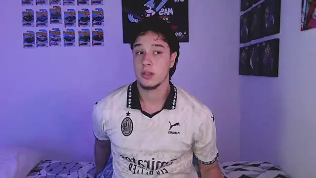 Snapshot of jack_walker190 chatting on 05-14-26, 05:59 jack walker190 online show from 05-14-26, 05:59
