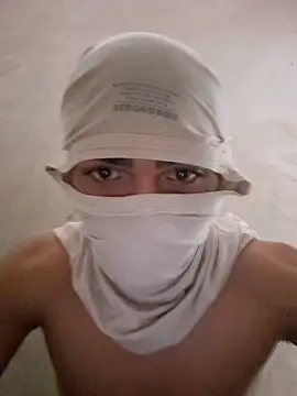 Snapshot of Jhonitopito chatting on 02-24-25, 05:54 Jhonitopito online show from 02-24-25, 05:54
