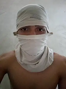 Snapshot of Jhonitopito chatting on 03-01-25, 05:42 Jhonitopito online show from 03-01-25, 05:42
