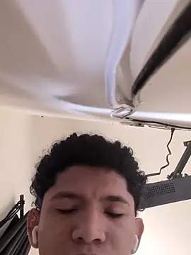 Magno 03 online show from 10-24-25, 03:55