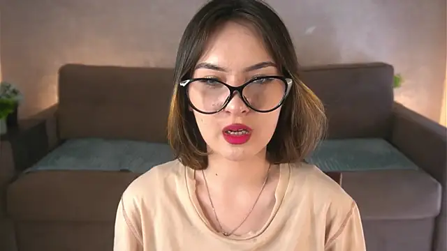 LizbethBulkley online show from 02-19-25, 08:33