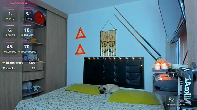 Snapshot of fitnolan chatting on 03-14-25, 11:45 fitnolan online show from 03-14-25, 11:45