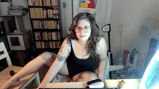 Rosiee69  online show from 12-22-25, 03:45