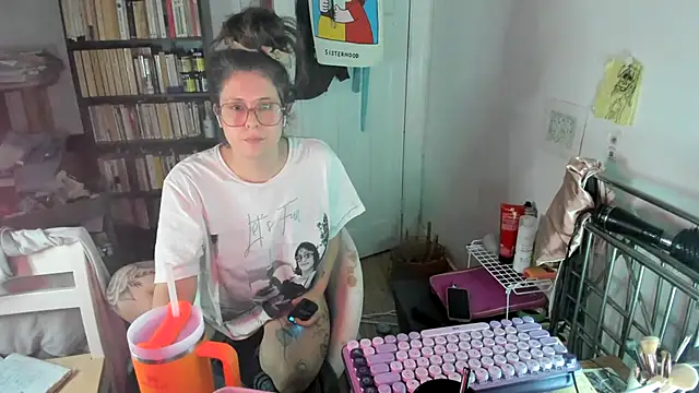 Rosiee69  online show from 11-28-25, 12:33