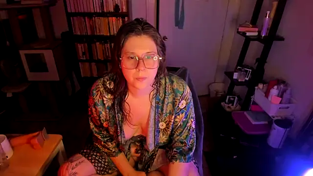 Rosiee69  online show from 03-12-26, 12:42