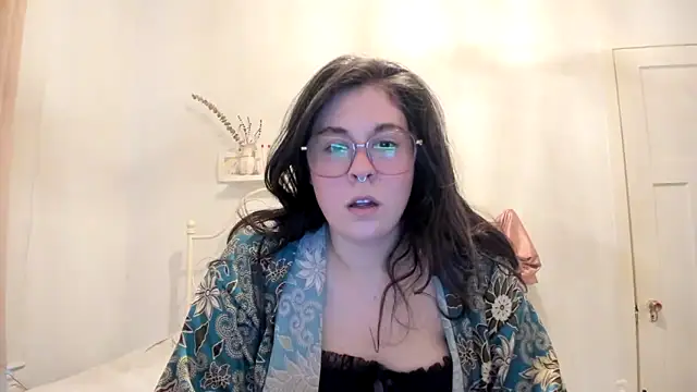 Snapshot of Rosiee69_ chatting on 02-22-25, 10:09 Rosiee69 online show from 02-22-25, 10:09