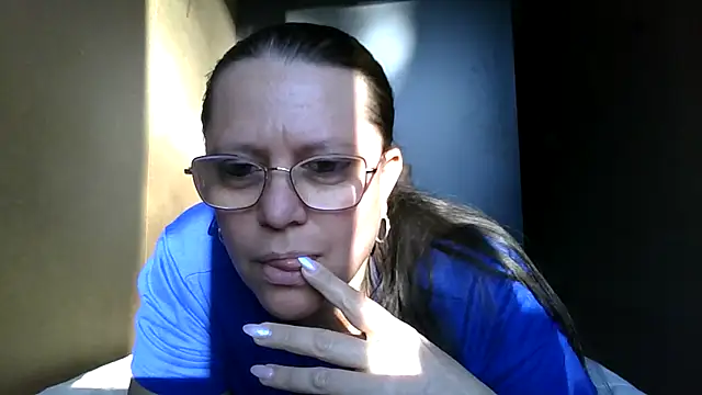 Conejta online show from 02-17-25, 03:00