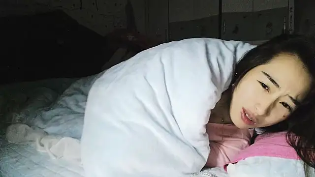 hebe-02 online show from 11-20-25, 02:40