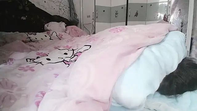 hebe-02 online show from 11-28-25, 01:28