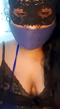 Snapshot of Crazy_Dilu chatting on 02-17-25, 04:31 Crazy Dilu online show from 02-17-25, 04:31