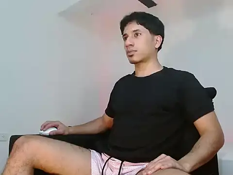 AngelHil online show from 10-27-25, 04:24