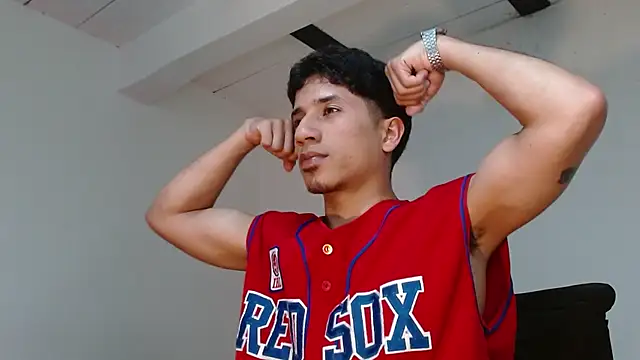 AngelHil online show from 04-21-26, 02:25