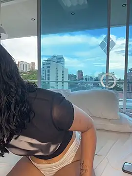 Alice surprise online show from 12-04-25, 09:14