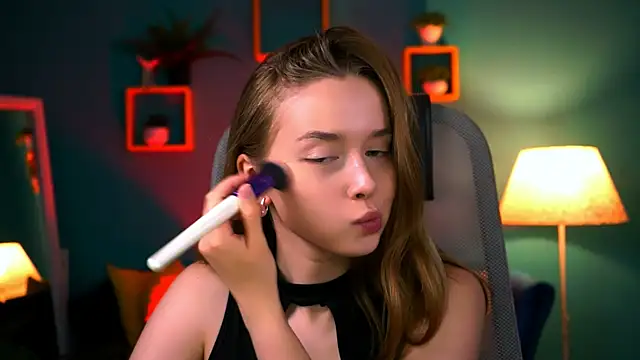 JenniferGraces online show from 09-20-25, 05:07