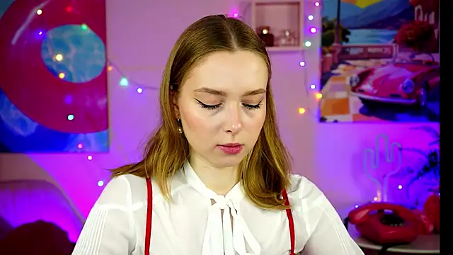 JenniferGraces online show from 03-14-25, 04:19