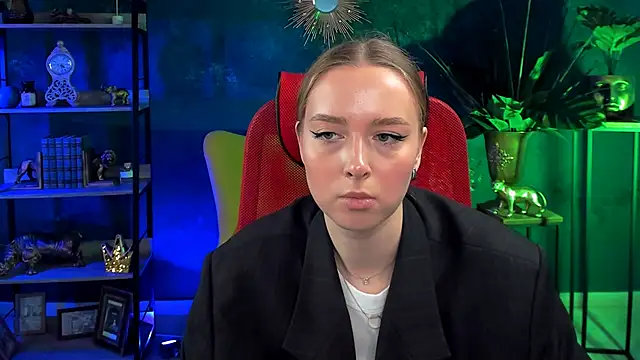 JenniferGraces online show from 03-06-25, 11:36