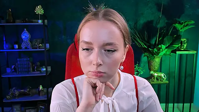 JenniferGraces online show from 02-18-25, 10:27