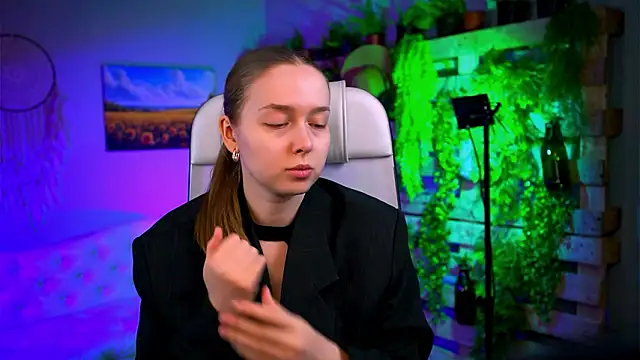 JenniferGraces online show from 02-12-26, 11:10