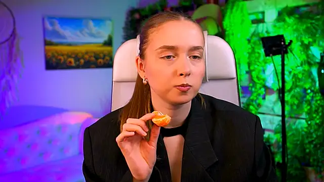 JenniferGraces online show from 02-11-26, 12:49