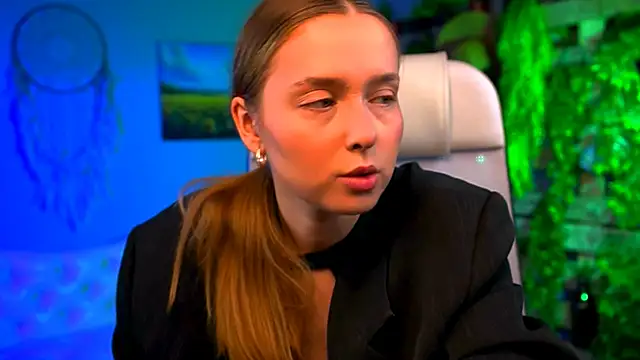 JenniferGraces online show from 02-22-26, 07:15