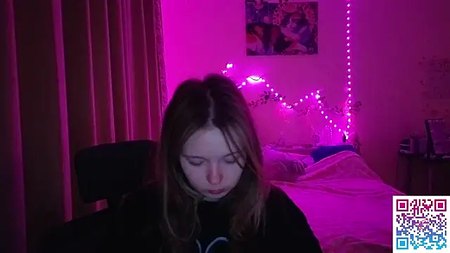 boozekirs  online show from 02-11-26, 02:22