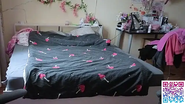 boozekirs  online show from 03-09-26, 02:59