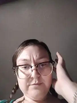 HTXBELLE online show from 11-21-25, 12:26