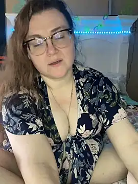 Snapshot of HTXBELLE chatting on 03-09-25, 05:49 HTXBELLE online show from 03-09-25, 05:49