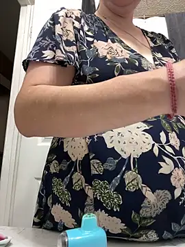 HTXBELLE online show from 02-21-26, 09:50