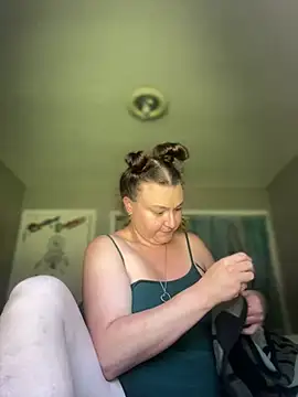 Snapshot of HTXBELLE chatting on 07-21-26, 11:17 HTXBELLE online show from 07-21-26, 11:17
