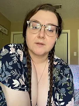 Snapshot of HTXBELLE chatting on 03-19-25, 08:32 HTXBELLE online show from 03-19-25, 08:32