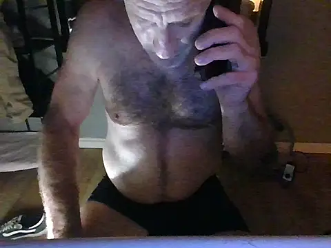 Snapshot of DominantDong chatting on 09-28-25, 12:34 DominantDong online show from 09-28-25, 12:34