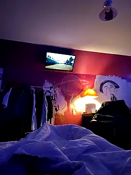 Snapshot of Cummaker69 chatting on 03-20-25, 08:42 Cummaker69 online show from 03-20-25, 08:42