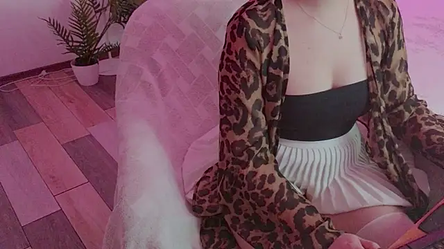 baby debbie online show from 12-19-25, 10:23