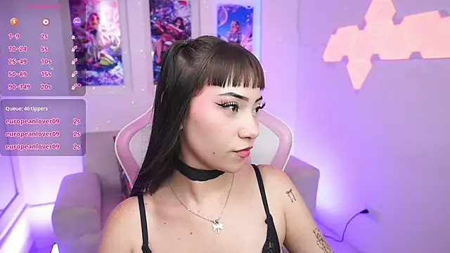 Snapshot of SaharaKramer chatting on 02-19-25, 10:20 SaharaKramer online show from 02-19-25, 10:20