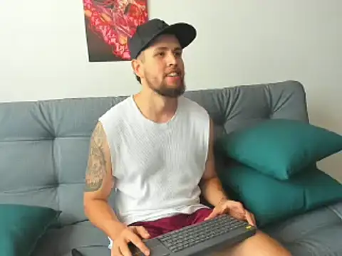 bastianwatson10 online show from 03-03-25, 06:46