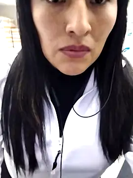 Snapshot of Lobitasexiii chatting on 11-04-25, 05:44 Lobitasexiii online show from 11-04-25, 05:44