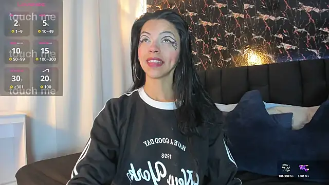 aitana garcia  online show from 10-24-25, 12:15