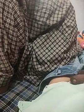 indian couple4 online show from 11-25-25, 08:14